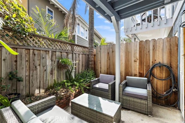 Detail Gallery Image 24 of 41 For 222 20th, Newport Beach,  CA 92663 - 3 Beds | 2 Baths