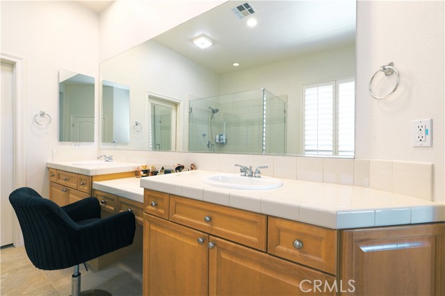 Detail Gallery Image 36 of 72 For 23 Volta Del Tintori St, Lake Elsinore,  CA 92532 - 5 Beds | 3 Baths