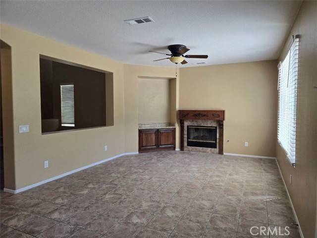 27513 Stanford Drive, Temecula CA: https://media.crmls.org/medias/98ddcc48-fa07-46c9-a4fa-9cb5eafaa26a.jpg
