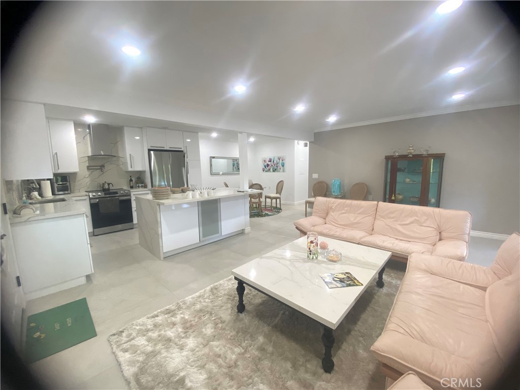 MLS #OC25222453 image #6