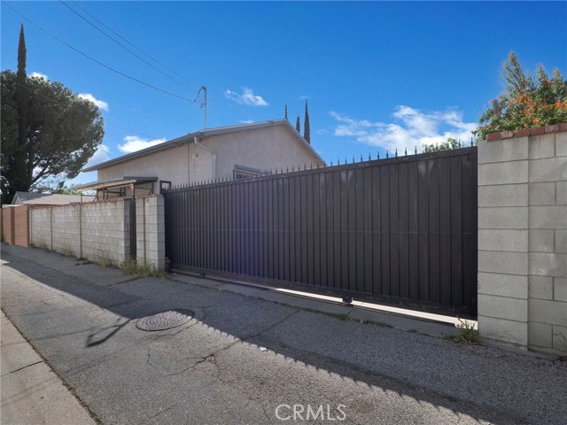 Detail Gallery Image 27 of 33 For 10020 Mason Ave, Chatsworth,  CA 91311 - 3 Beds | 2 Baths