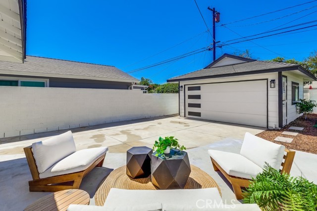 2103 Roxanne Avenue, Long Beach CA: https://media.crmls.org/medias/98df165b-d77b-4131-8717-de76b3e0b31c.jpg