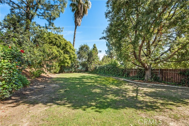 Detail Gallery Image 42 of 48 For 2120 Yucca, Fullerton,  CA 92835 - 4 Beds | 4 Baths