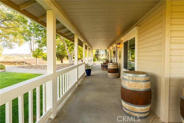 1825 Nygren Road, San Miguel CA: https://media.crmls.org/medias/98dfcf1f-d797-4843-b7d8-53280facf6ec.jpg