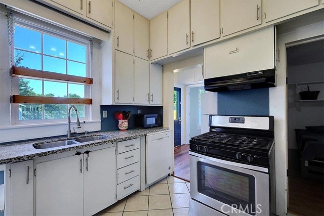 Detail Gallery Image 15 of 49 For 420 B St, Biggs,  CA 95917 - 4 Beds | 1/1 Baths