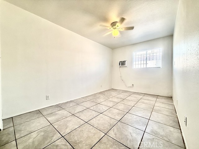 Detail Gallery Image 8 of 9 For 974 Grand, Colton,  CA 92324 - 2 Beds | 1 Baths