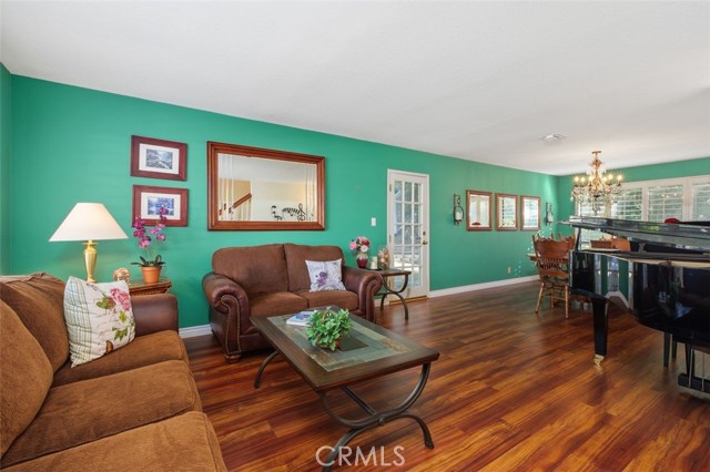 Detail Gallery Image 7 of 35 For 6140 Windemere Way, Riverside,  CA 92506 - 4 Beds | 2/1 Baths