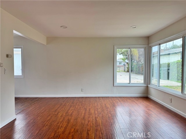 Detail Gallery Image 6 of 39 For 4225 W 169th St, Lawndale,  CA 90260 - 3 Beds | 1 Baths