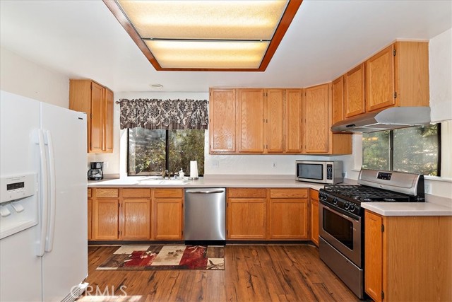 Detail Gallery Image 11 of 29 For 353 Sites Way, Big Bear City,  CA 92314 - 3 Beds | 2 Baths