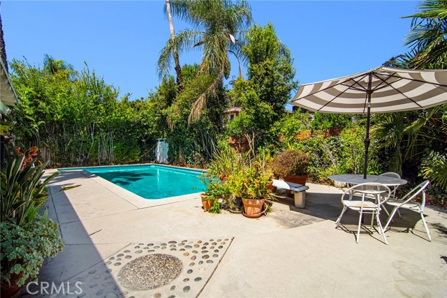 Detail Gallery Image 27 of 32 For 13943 Margate St, Sherman Oaks,  CA 91401 - 4 Beds | 3 Baths