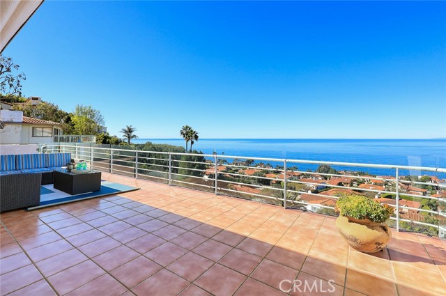 769 Via Del Monte, Palos Verdes Estates, California 90274, 4 Bedrooms Bedrooms, ,4 BathroomsBathrooms,Residential,Sold,Via Del Monte,WS22024744
