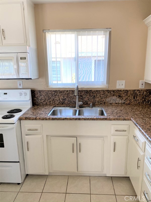 Detail Gallery Image 5 of 23 For 931 W 19th St #30,  Costa Mesa,  CA 92627 - 1 Beds | 1 Baths