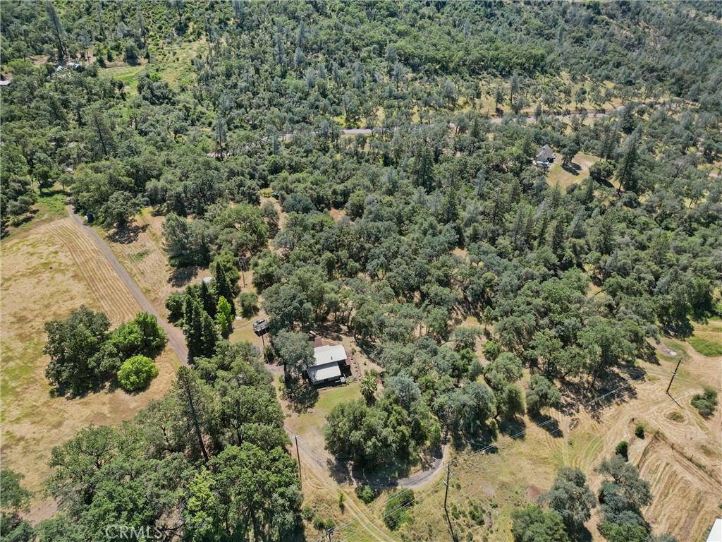 https://media.crmls.org/medias/98e36b5d-f1b5-4d90-a15d-8a7d7464bf01.jpg?preset=X-Large