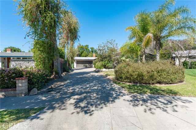 Detail Gallery Image 14 of 16 For 17531 Romar St, Northridge,  CA 91325 - 4 Beds | 2 Baths