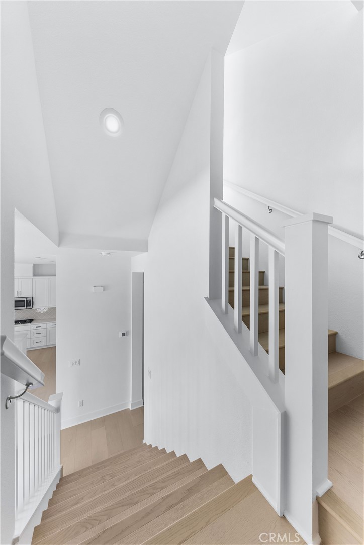 98e43ea2 8dea 4f49 9546 E46da8e1edef