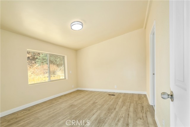 7112 Sonja Lu Lane, Lucerne CA: https://media.crmls.org/medias/98e478d6-3c47-4a3c-ac5a-cf8fb5cb6710.jpg
