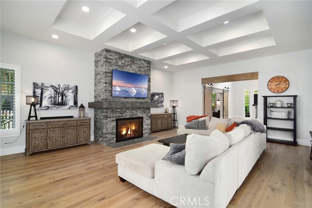 28845 Countryside Drive, Agoura Hills CA: https://media.crmls.org/medias/98e4b160-4589-490b-8863-c038d4d2476d.jpg