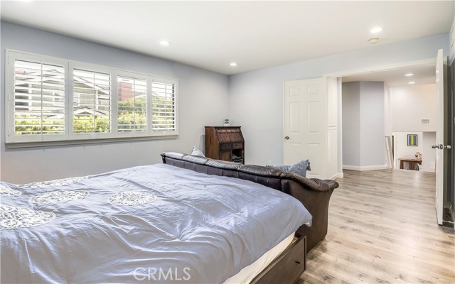 Detail Gallery Image 11 of 28 For 16 Monterey Ct, Manhattan Beach,  CA 90266 - 3 Beds | 3 Baths