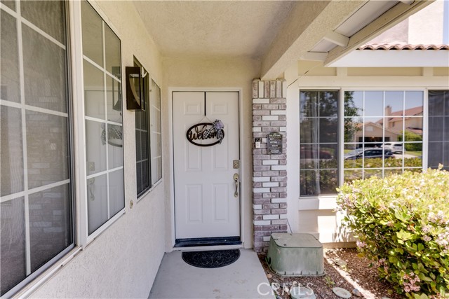 Detail Gallery Image 3 of 33 For 30134 Sierra Madre Dr, Temecula,  CA 92591 - 4 Beds | 2 Baths