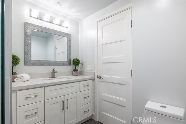 Detail Gallery Image 3 of 9 For 412 N Palm Dr #303,  Beverly Hills,  CA 90210 - 2 Beds | 2 Baths