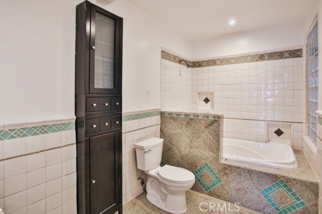 16802 Kamalii Drive, Huntington Beach CA: https://media.crmls.org/medias/98e77370-e50b-4bc9-b668-324932120e63.jpg