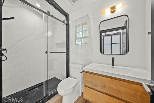 23427 Canzonet Street, Woodland Hills CA: https://media.crmls.org/medias/98e77969-28c4-497c-a7a5-44b2202b0464.jpg