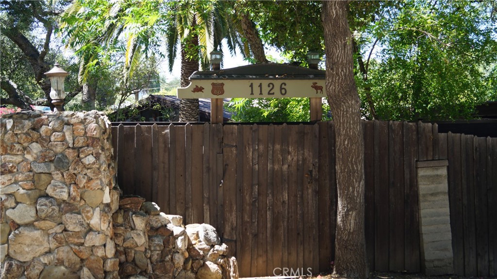 1126 Katherine Road