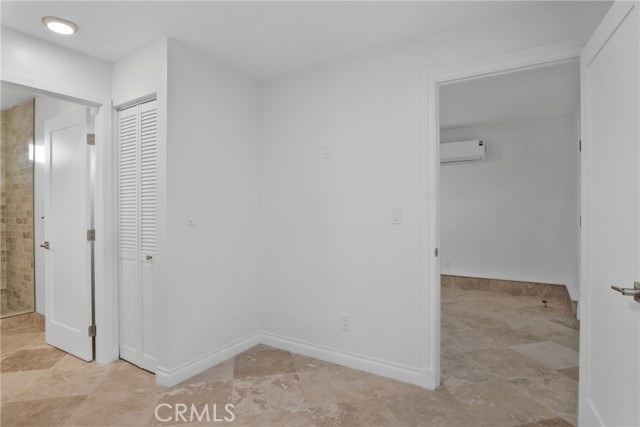 Detail Gallery Image 4 of 10 For 7460 Cypress Ave, Fontana,  CA 92336 - 1 Beds | 1 Baths