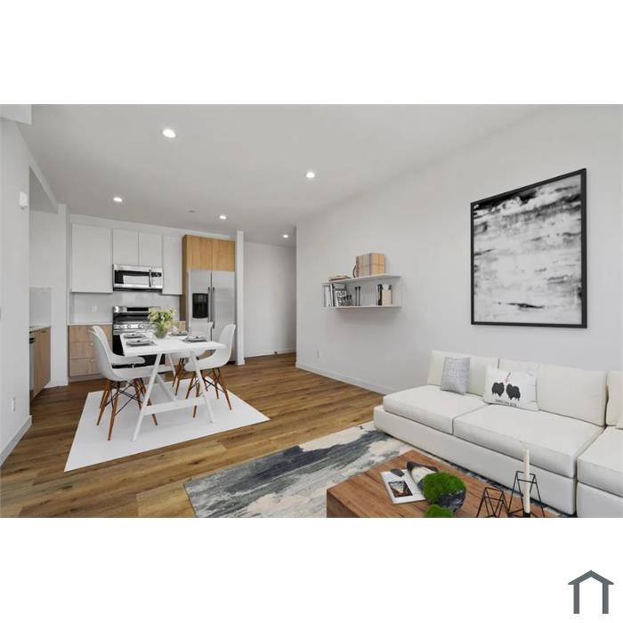 MLS #SR26179746 image #8