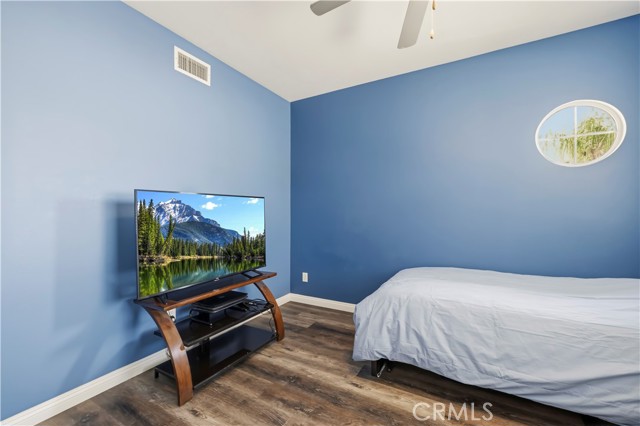 Image 40 of 75 For 5861 Mustang Drive