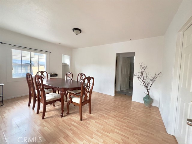 Detail Gallery Image 6 of 20 For 1915 Echo Park, Los Angeles,  CA 90026 - 2 Beds | 1 Baths