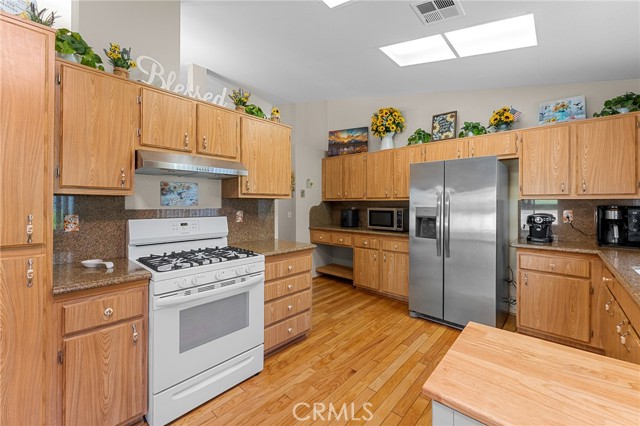 10401 Bel Air Drive, Cherry Valley CA: https://media.crmls.org/medias/98e91bad-7377-4110-b1d9-124b1ed75e2f.jpg