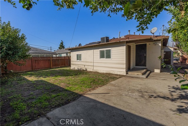 Detail Gallery Image 18 of 26 For 4568 Los Toros, Pico Rivera,  CA 90660 - 2 Beds | 1 Baths