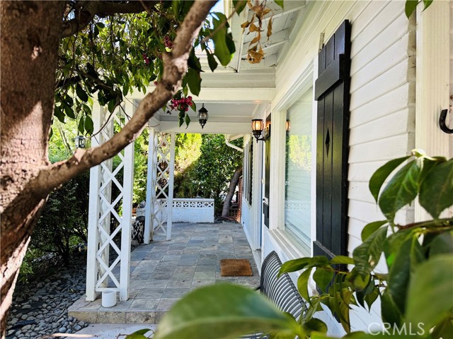 Detail Gallery Image 3 of 20 For 1886 Wagner St, Pasadena,  CA 91107 - 2 Beds | 2 Baths