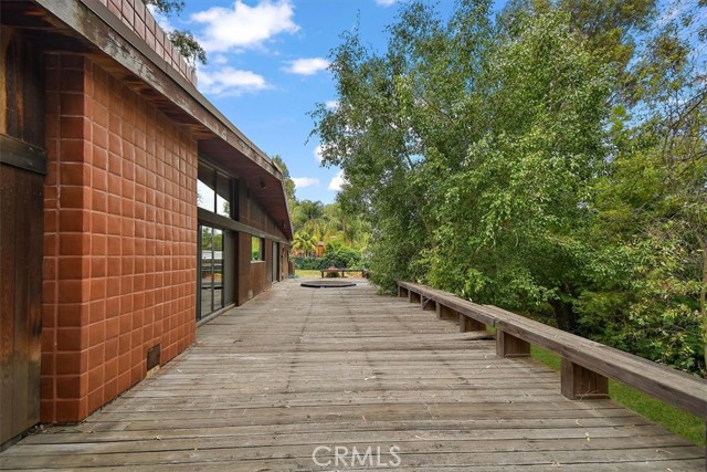 29240 Palos Verdes Drive East, Rancho Palos Verdes CA: https://media.crmls.org/medias/98eb5818-871d-4494-826d-2a5f6c2ed54e.jpg