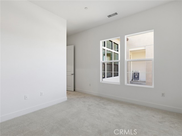 Detail Gallery Image 31 of 36 For 24150 W Corte Zafiro, Valencia,  CA 91354 - 4 Beds | 4/1 Baths