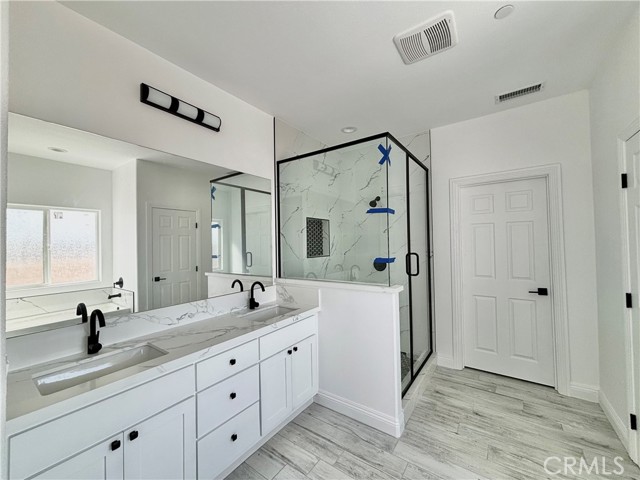 Detail Gallery Image 14 of 16 For 21282 Laguna Rd, Apple Valley,  CA 92308 - 4 Beds | 2/1 Baths