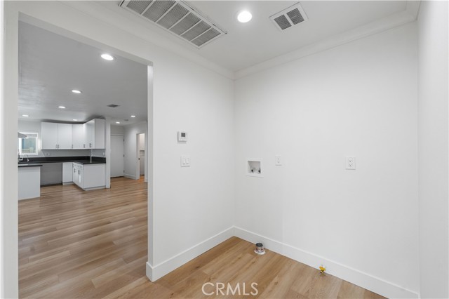 6653 Belmar Avenue, Reseda CA: https://media.crmls.org/medias/98ecd11d-4a9e-4a6a-8360-e0be1ead5b68.jpg