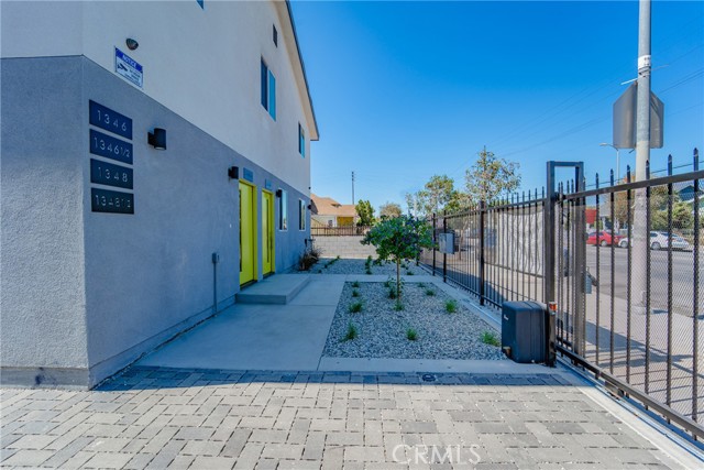 Image 3 for 1348 E Vernon Ave, Los Angeles, CA 90011