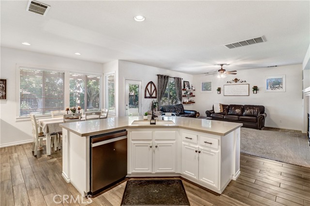 Detail Gallery Image 16 of 42 For 8449 Monique Ct, Riverside,  CA 92508 - 4 Beds | 3 Baths