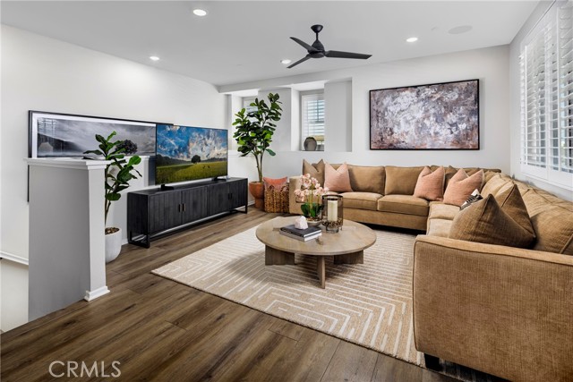 3949 E. KENYON PASEO, Ontario CA: https://media.crmls.org/medias/98eee160-670a-4915-8cf8-252c3c2655fe.jpg