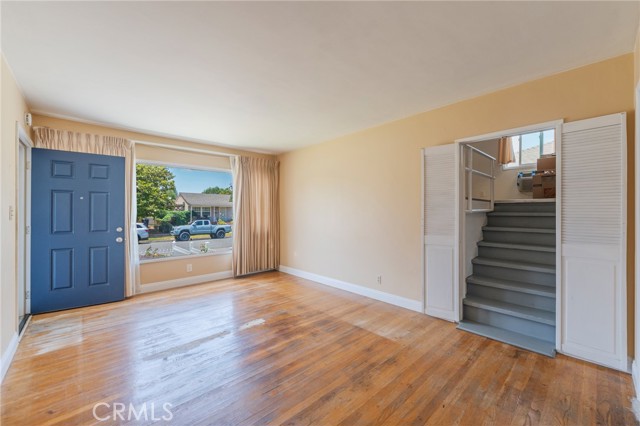 Image 5 of 30 For 5532 Pearce Avenue