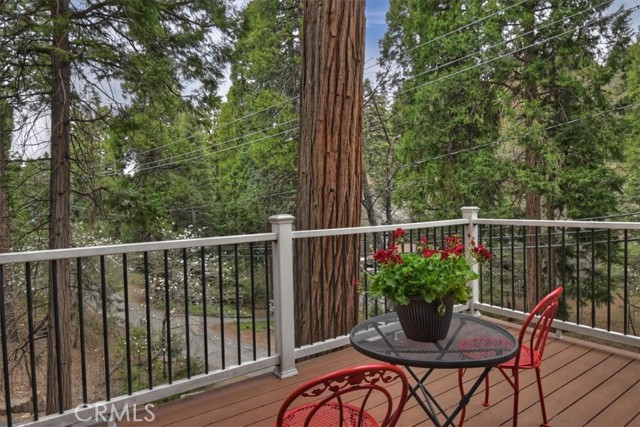Detail Gallery Image 6 of 39 For 770 Cottage Grove, Lake Arrowhead,  CA 92352 - 3 Beds | 2 Baths
