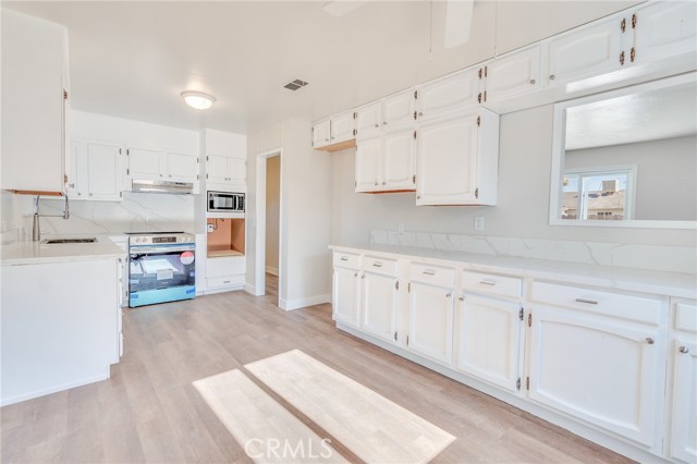 Detail Gallery Image 19 of 60 For 1007 W J St, Los Banos,  CA 93635 - 3 Beds | 2 Baths