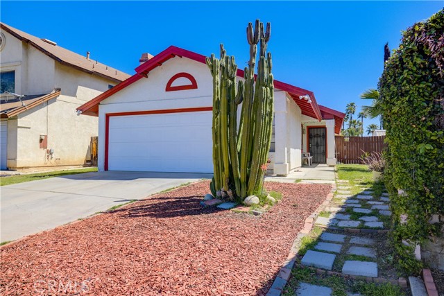 Detail Gallery Image 3 of 49 For 14958 Briana St, Moreno Valley,  CA 92553 - 3 Beds | 2 Baths