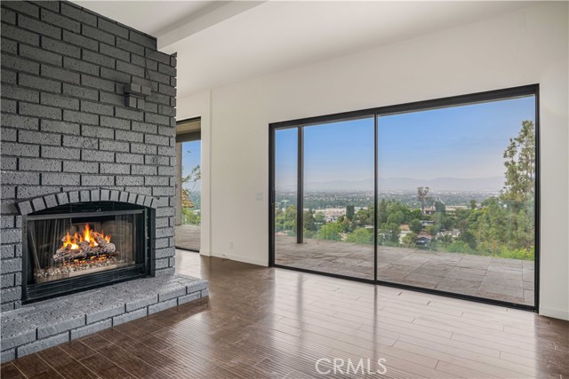 Detail Gallery Image 10 of 45 For 3622 Roberts View Pl, Studio City,  CA 91604 - 4 Beds | 3/1 Baths
