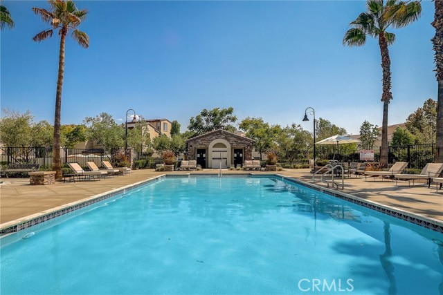 44118 Calle Luz, Temecula CA: https://media.crmls.org/medias/98f15569-2c4a-4f73-97c2-36dd2f0aa264.jpg