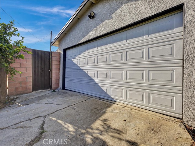 Detail Gallery Image 32 of 32 For 812 W Athens, Los Angeles,  CA 90044 - 4 Beds | 3 Baths