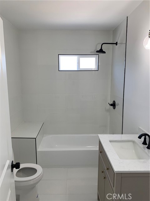 Detail Gallery Image 15 of 20 For 1211 W 40 Th Pl, Los Angeles,  CA 90037 - 2 Beds | 1 Baths