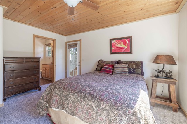 Detail Gallery Image 35 of 63 For 366 Mason Ln, Big Bear City,  CA 92314 - 5 Beds | 4/1 Baths